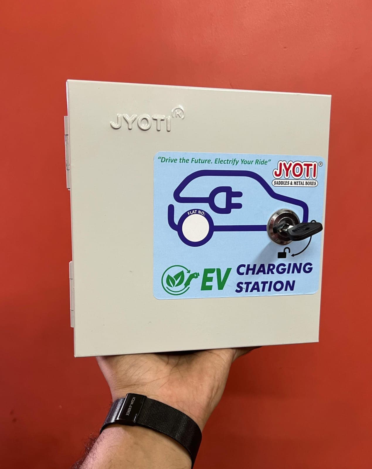 EV CHARGING STATION BOX