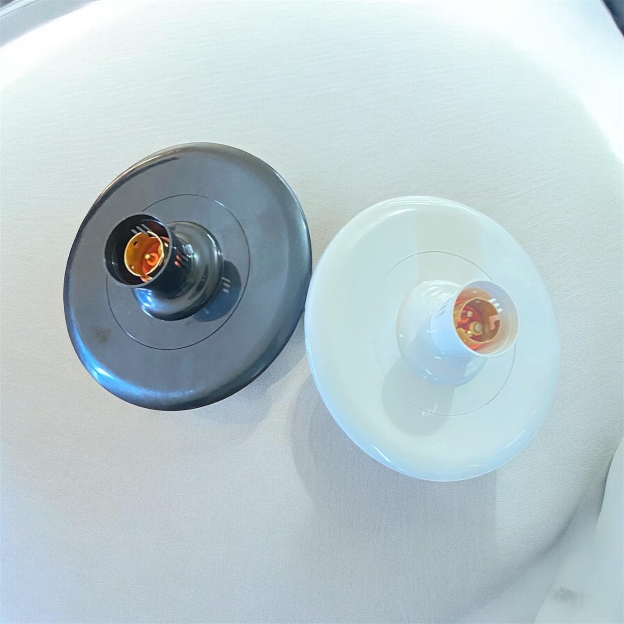 Round Button Holder